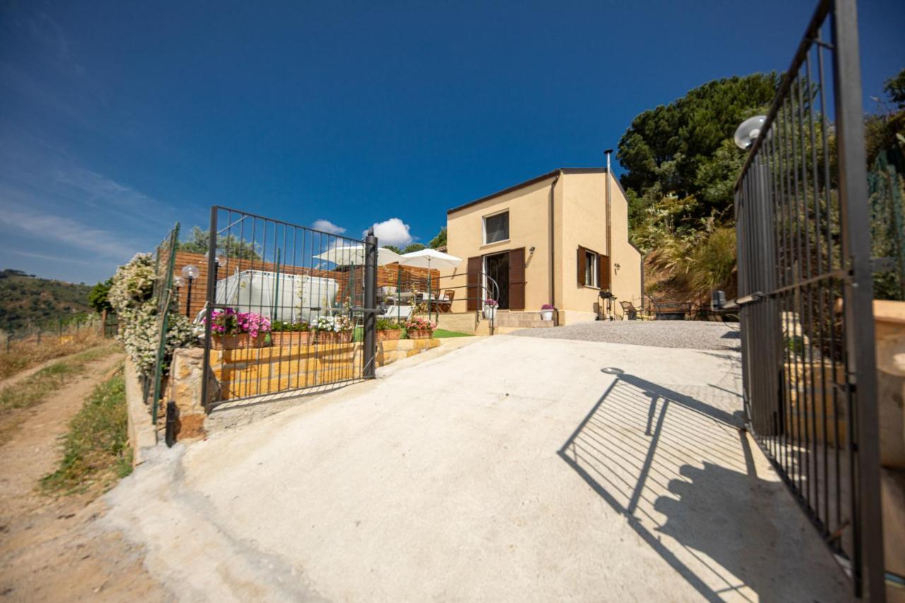 Casa Vacanze Villa Baronessa Cefalù Eksteriør bilde